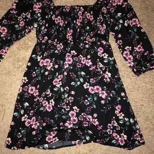 Floral xhilaration dress. Brand new, never worn.
